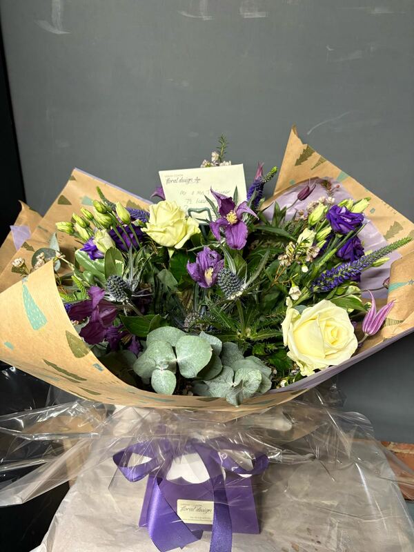 Flowers delivered to customer