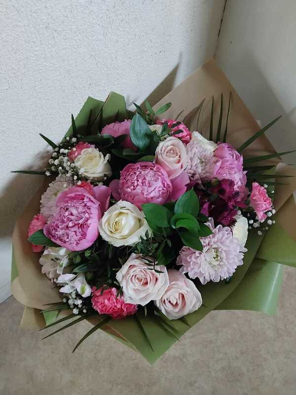 Flowers delivered to customer