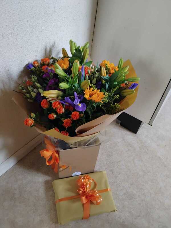 Flowers delivered to customer