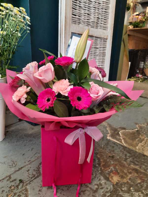 Flowers delivered to customer