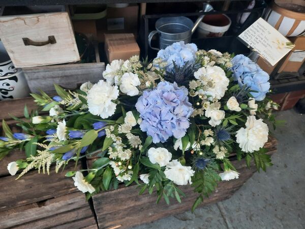 Flowers delivered to customer