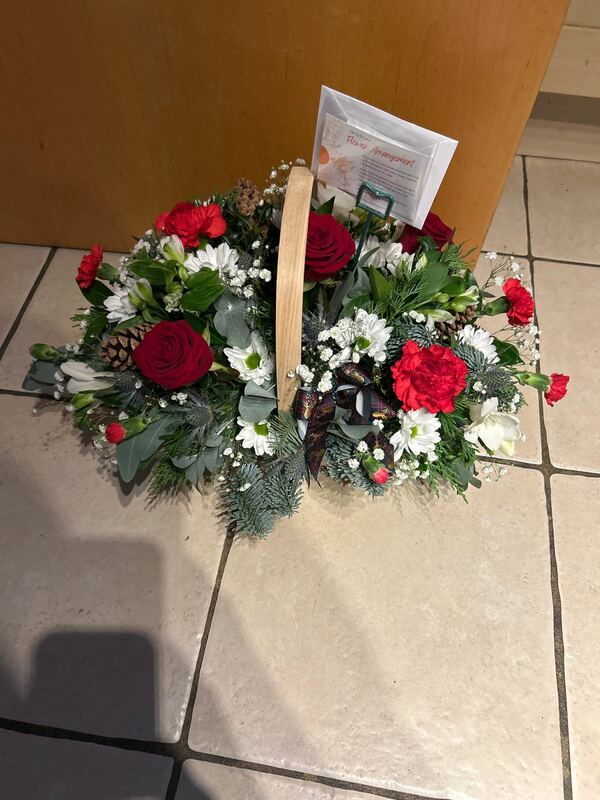 Flowers delivered to customer