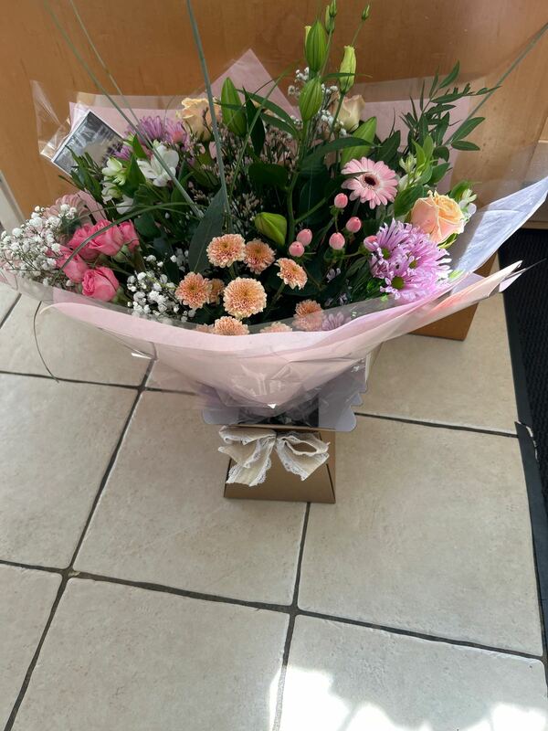 Flowers delivered to customer