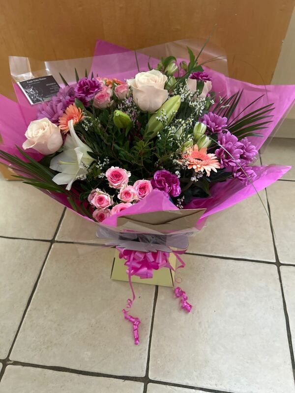 Flowers delivered to customer