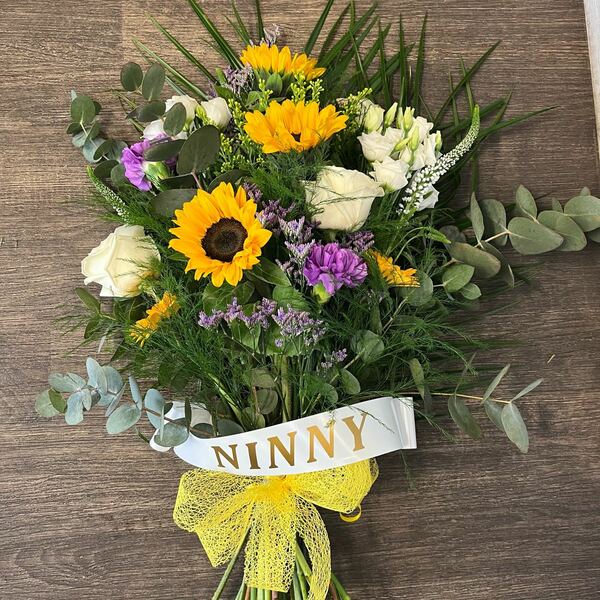 Flowers delivered to customer
