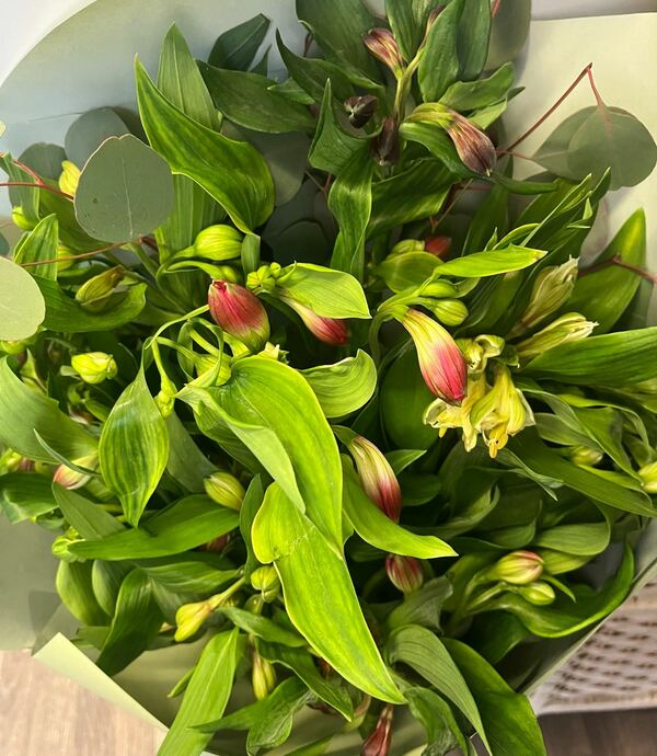 Flowers delivered to customer