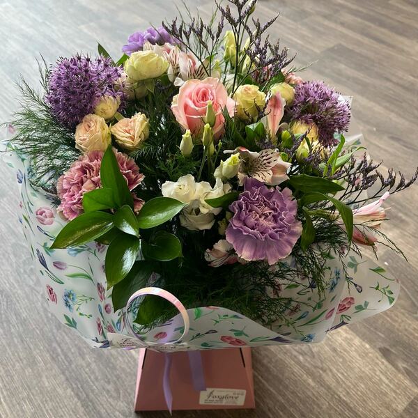 Flowers delivered to customer