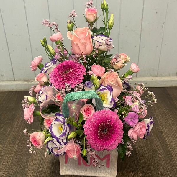Flowers delivered to customer
