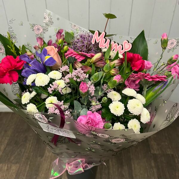 Flowers delivered to customer