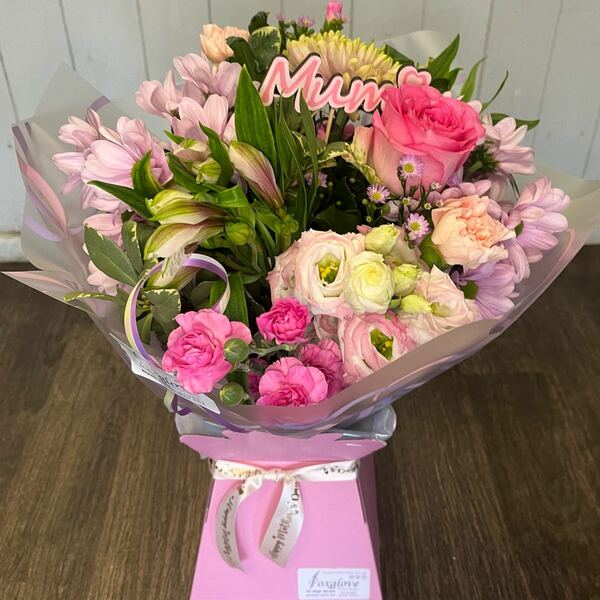 Flowers delivered to customer