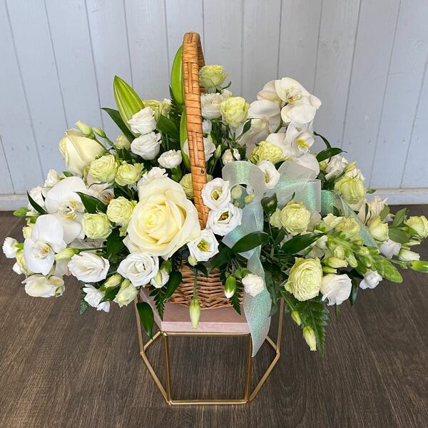 Flowers delivered to customer