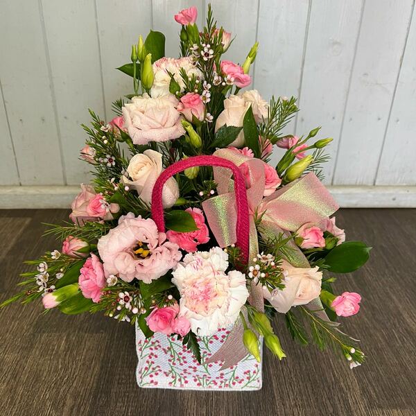 Flowers delivered to customer