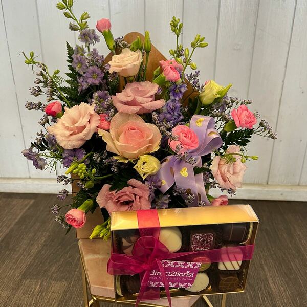 Flowers delivered to customer