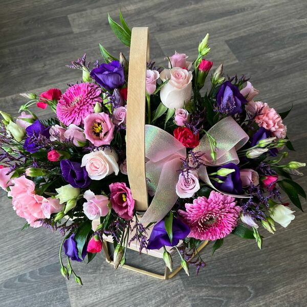 Flowers delivered to customer
