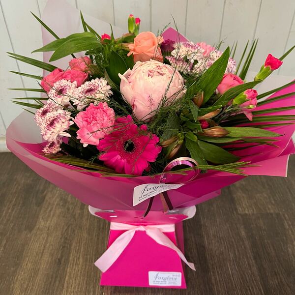 Flowers delivered to customer