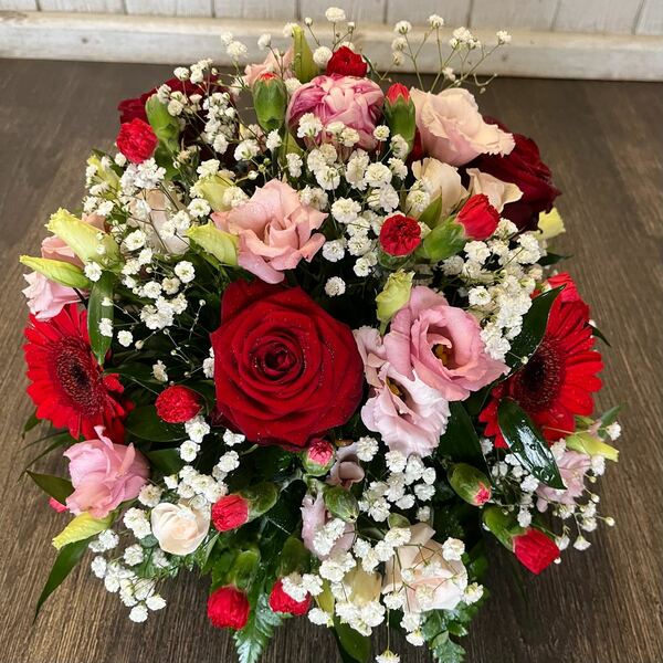 Flowers delivered to customer