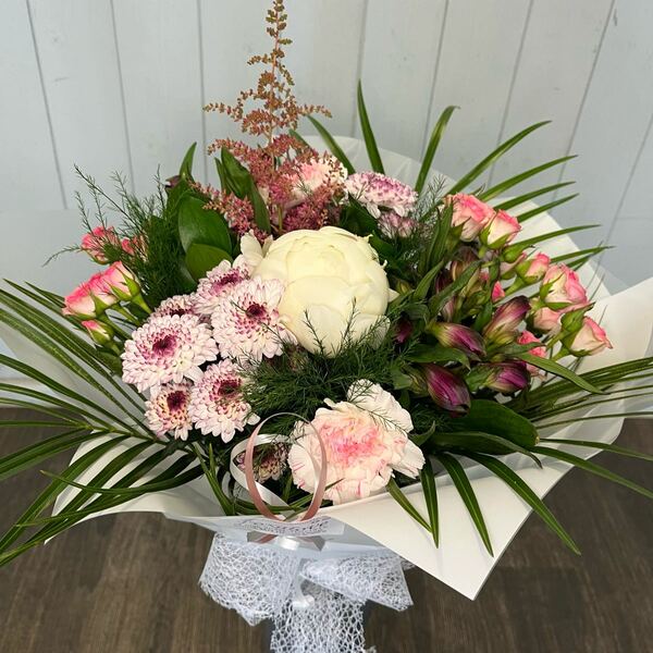 Flowers delivered to customer