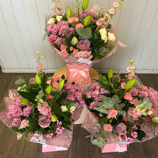 Flowers delivered to customer