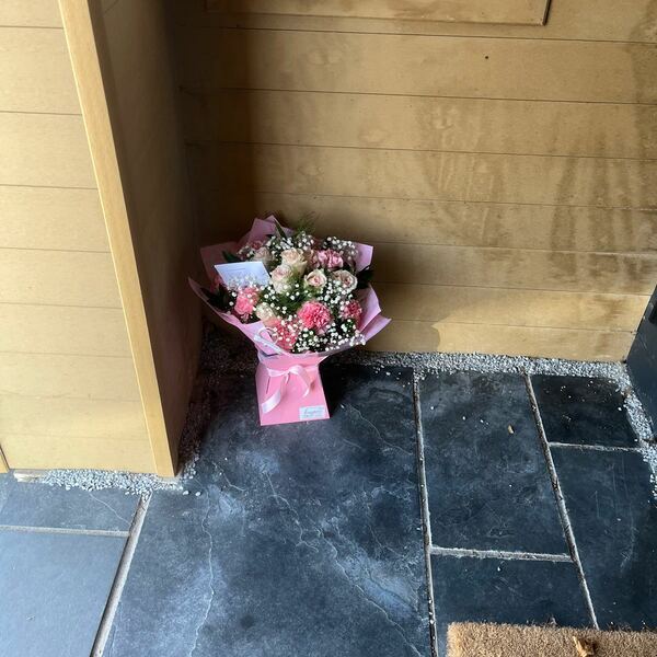 Flowers delivered to customer