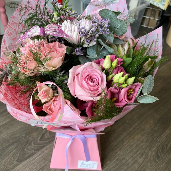Flowers delivered to customer