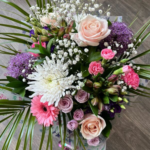 Flowers delivered to customer