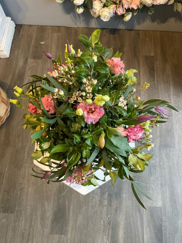 Flowers delivered to customer