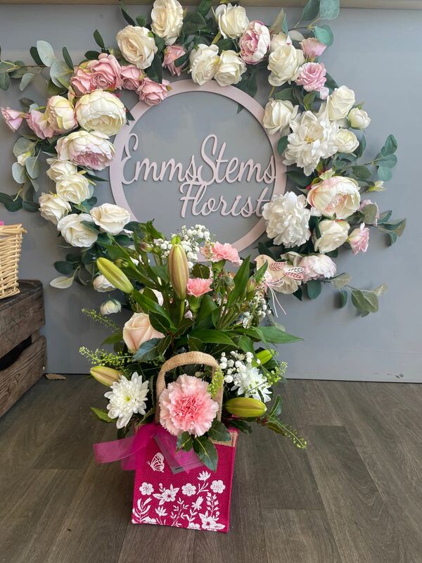 Flowers delivered to customer