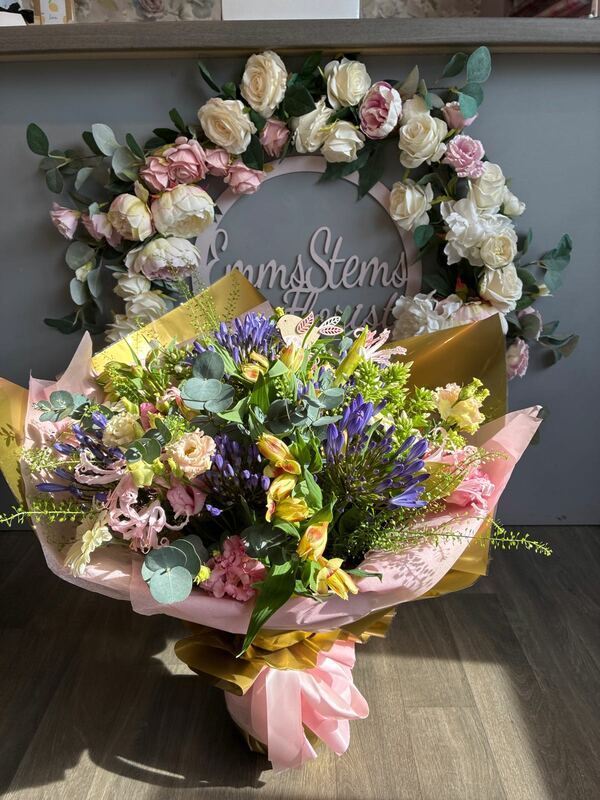 Flowers delivered to customer