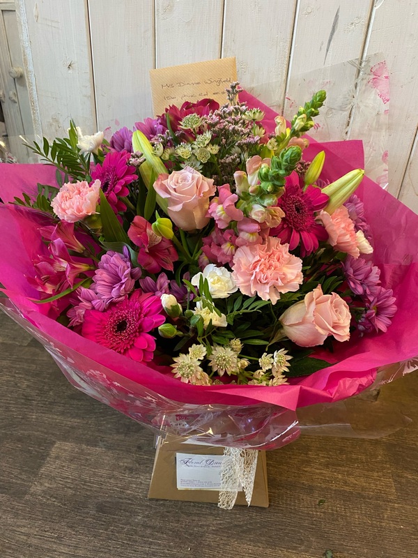 Flowers delivered to customer