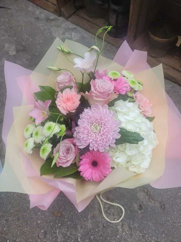 Flowers delivered to customer