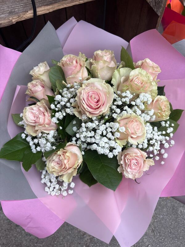 Flowers delivered to customer