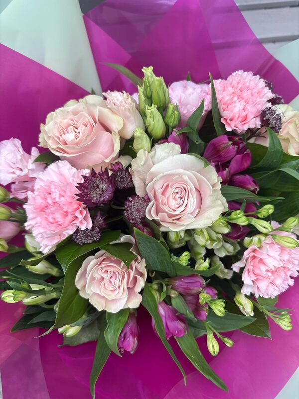 Flowers delivered to customer