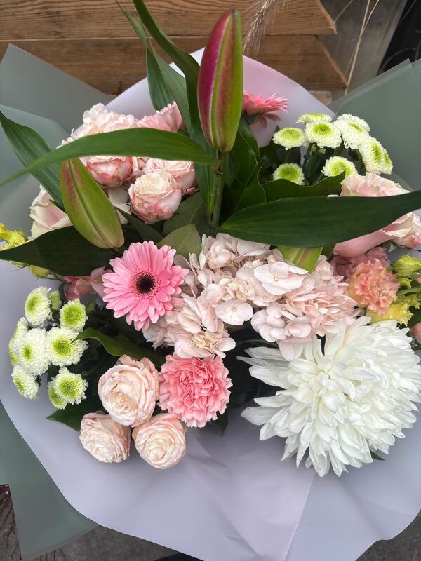 Flowers delivered to customer