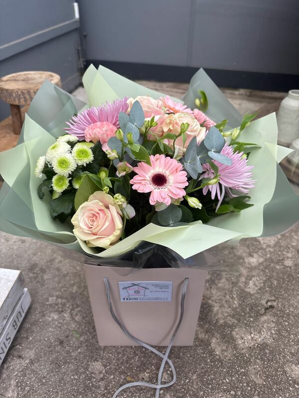 Flowers delivered to customer
