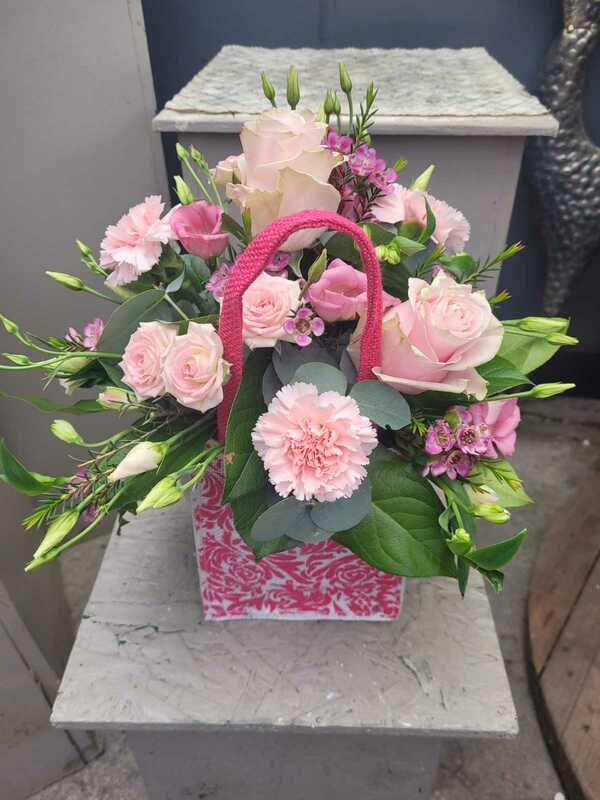 Flowers delivered to customer