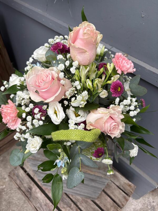 Flowers delivered to customer