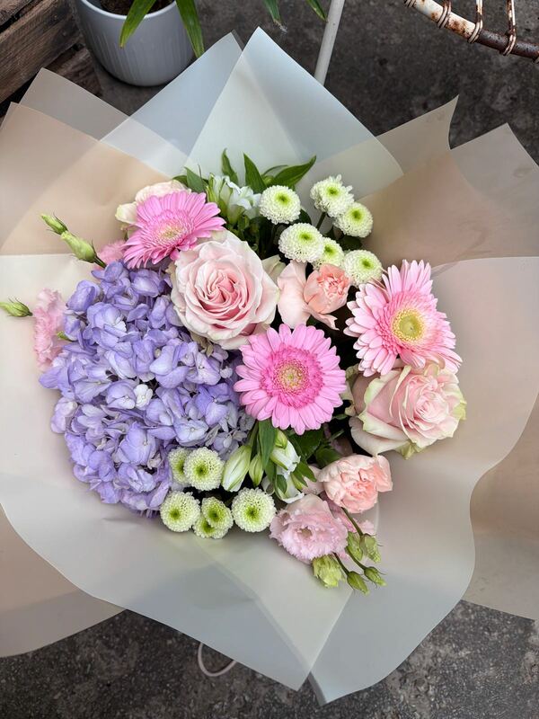 Flowers delivered to customer