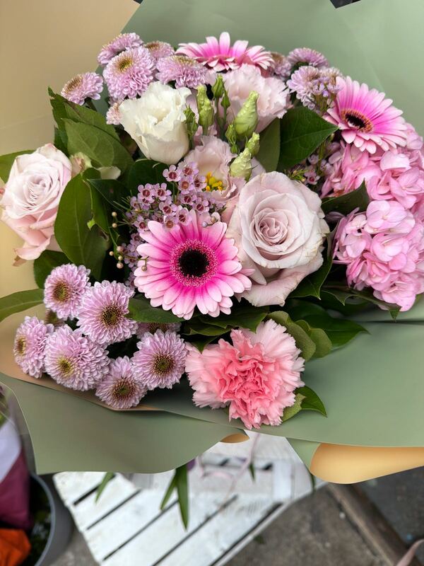 Flowers delivered to customer