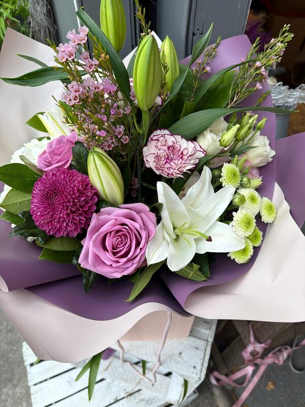 Flowers delivered to customer