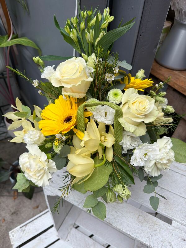 Flowers delivered to customer
