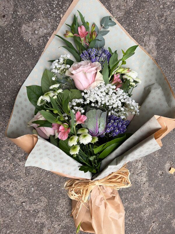Flowers delivered to customer