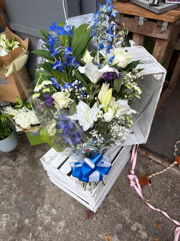 Flowers delivered to customer