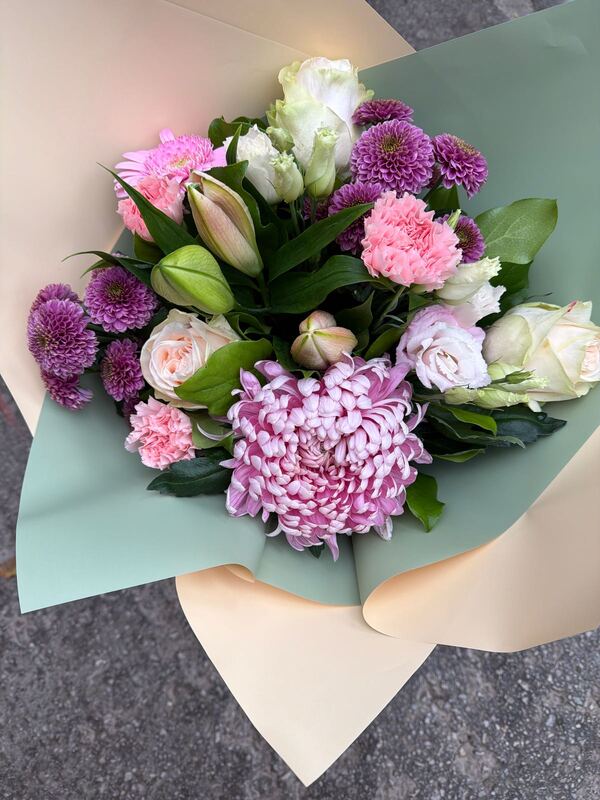 Flowers delivered to customer