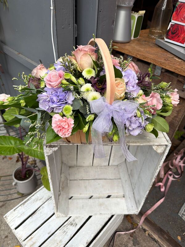 Flowers delivered to customer