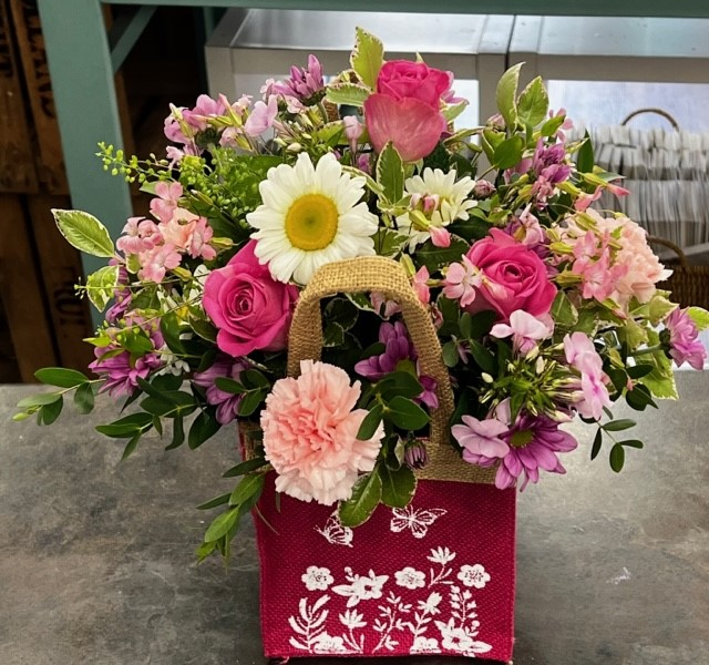 Flowers delivered to customer