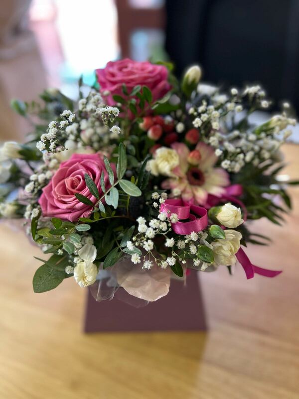 Flowers delivered to customer