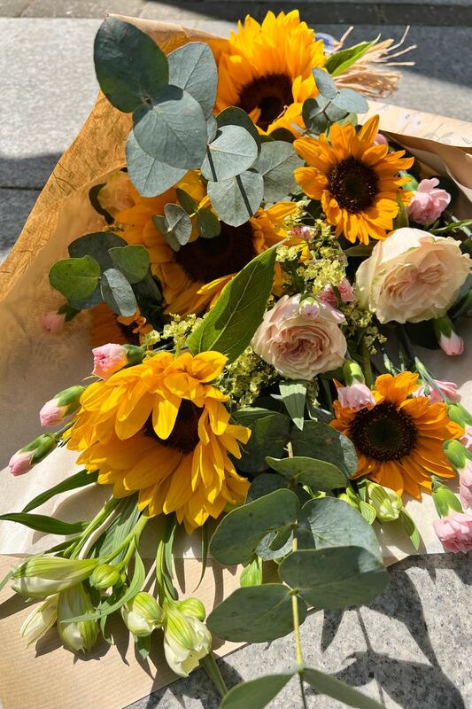 Flowers delivered to customer