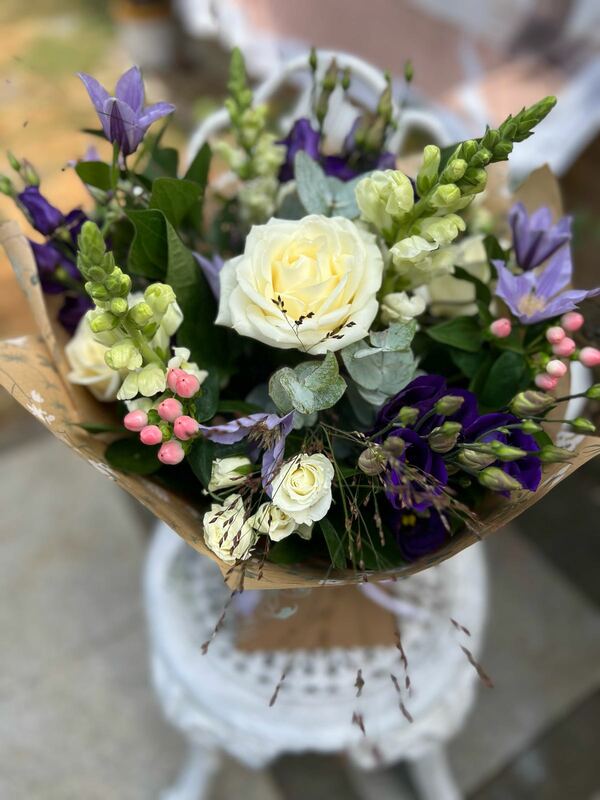 Flowers delivered to customer