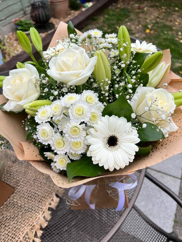 Flowers delivered to customer