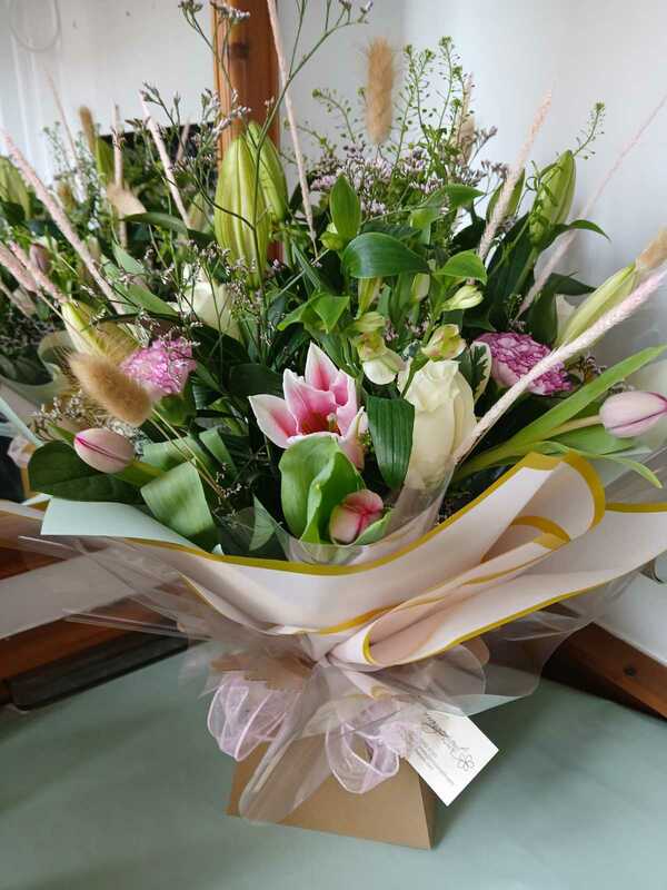 Flowers delivered to customer
